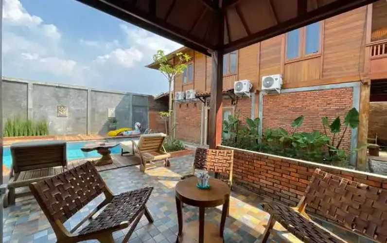 Tomohon Private Pool Villa Batu