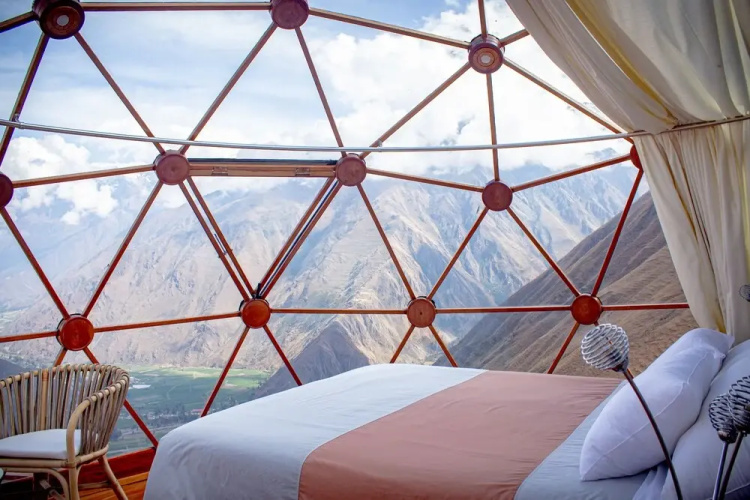 Vertical Sky Suites