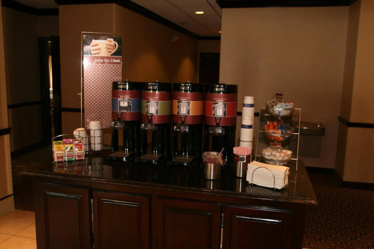Hampton Inn & Suites Galveston photo 16
