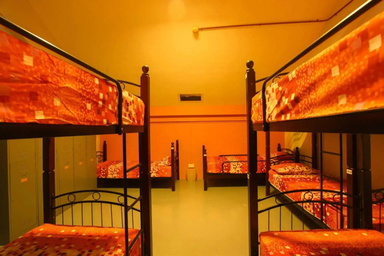 Joyfor Backpacker Hostel Kallang (SG Clean)