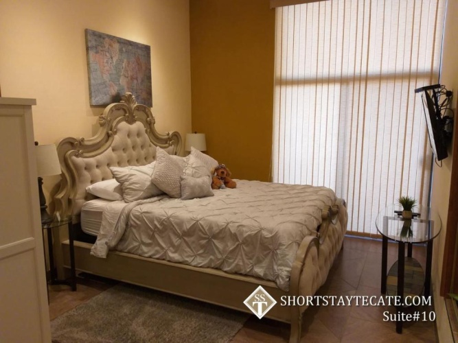 Deluxe Double Suite