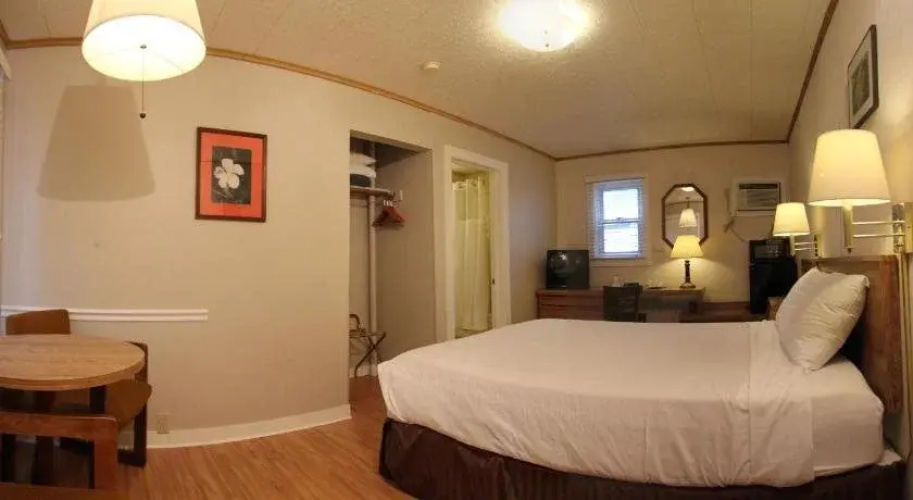 Maple Leaf Motel