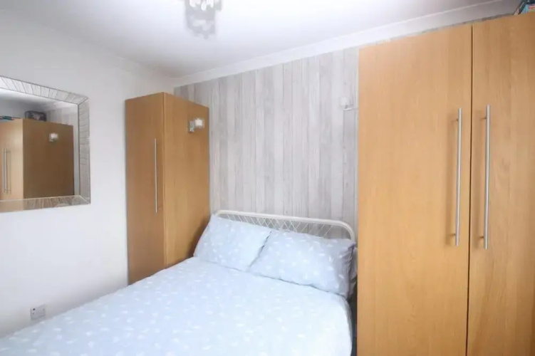 20F Medmerry Park 2 Bedroom Chalet