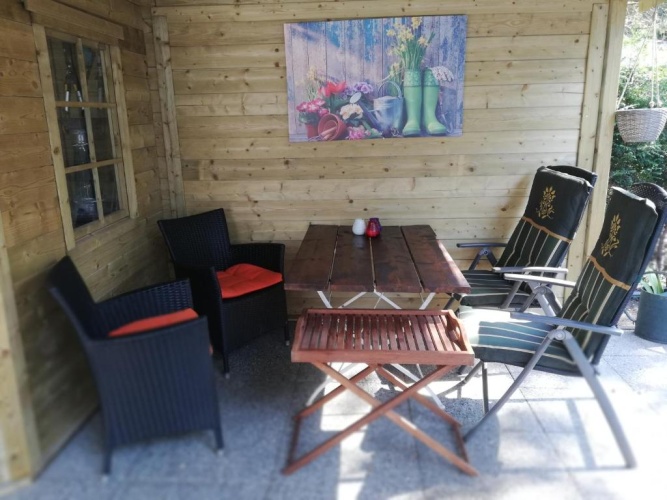 2 Bedrooms Chalet