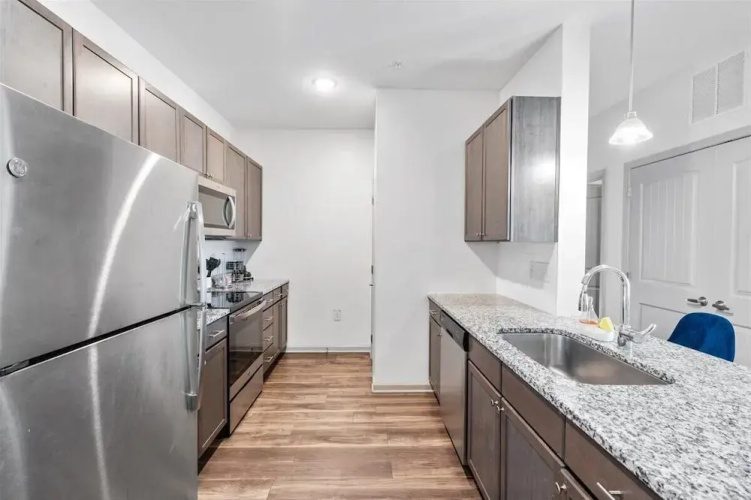 Upscale 2BR Suite Mins Uptown Charlotte