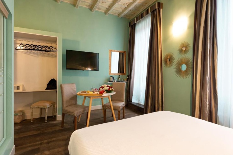Standard Double room with balcony