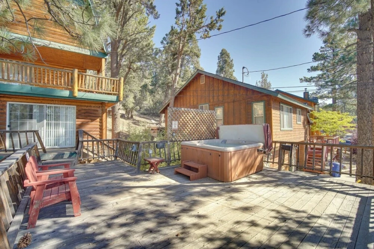 3 Bedrooms Cottage