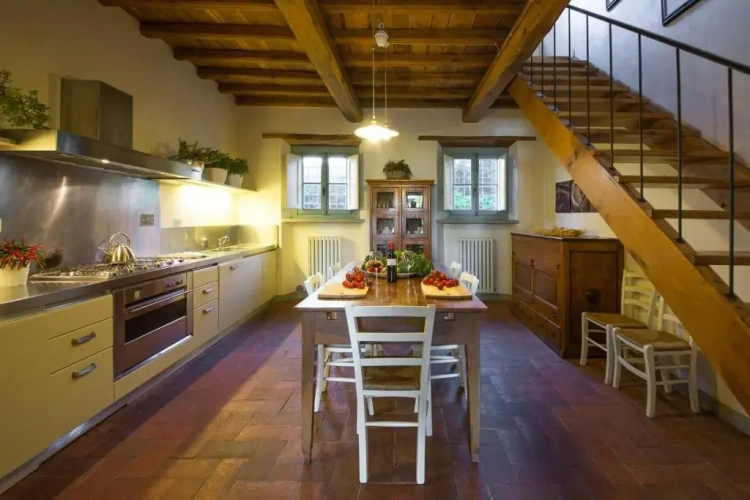 4 Bedrooms Villa