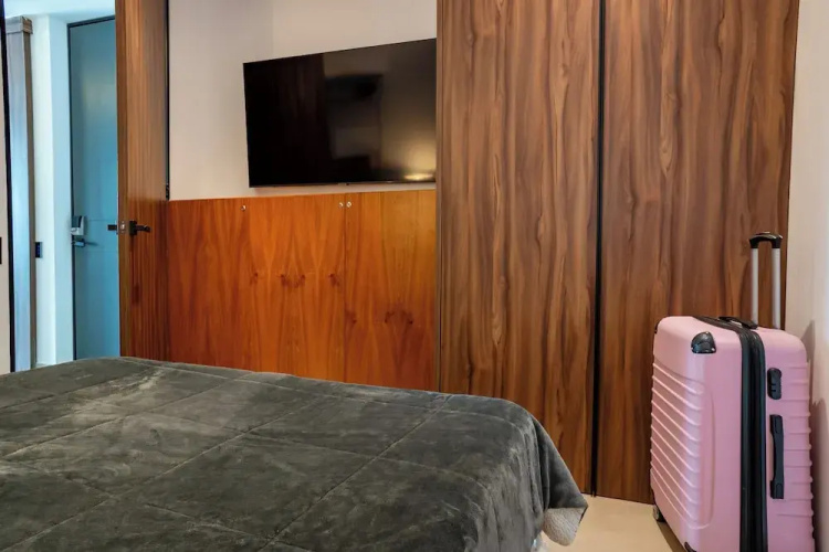 Riva Condo By Bric