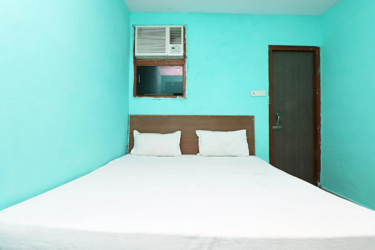 OYO Flagship 37099 Jupiter Inn