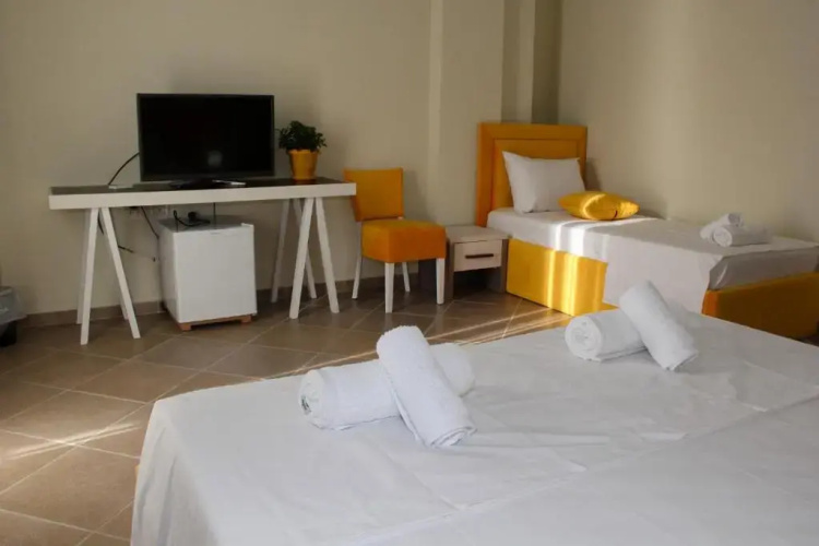 Sunrise Hotel