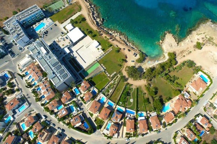 3 Bedrooms Villa