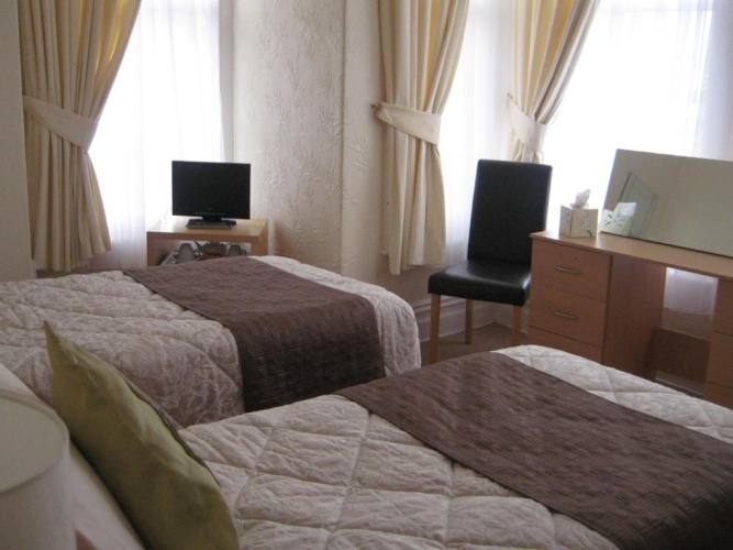 Standard Twin room
