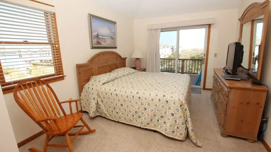 Lake's Ocean View - 5 Br Home