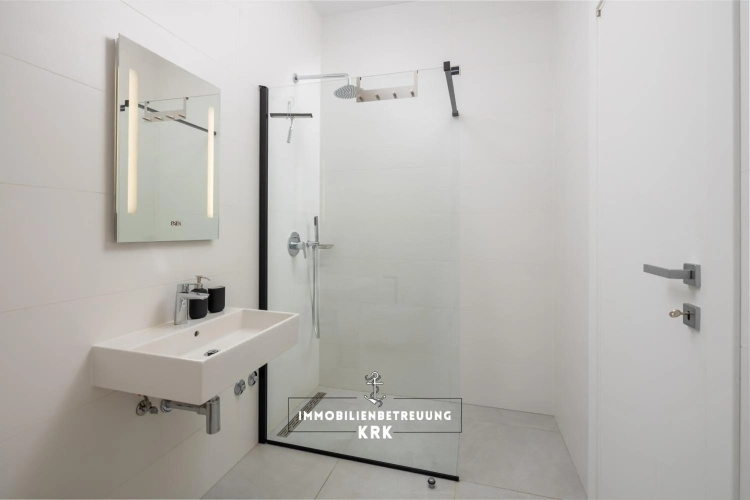 Penthouse Seaview Emilia
