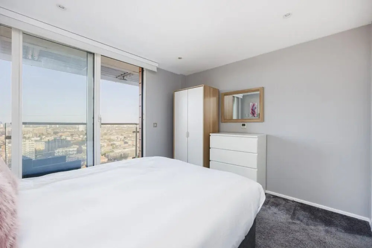 Daimee's Place 2 Bed and 2 Bath Property