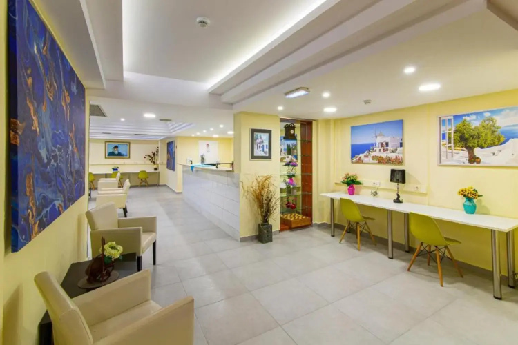 Triton Hotel