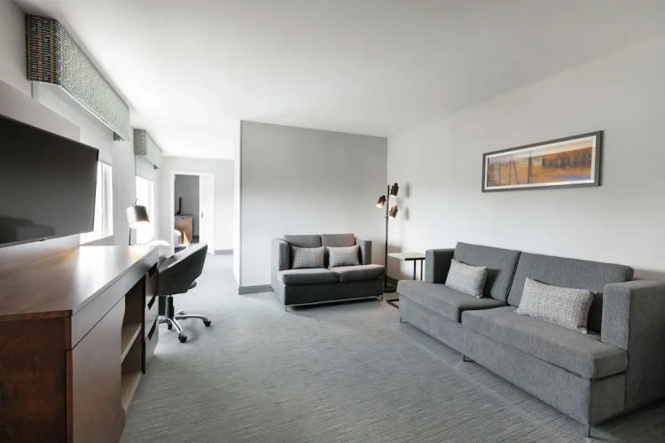 Hampton Inn & Suites Beauport