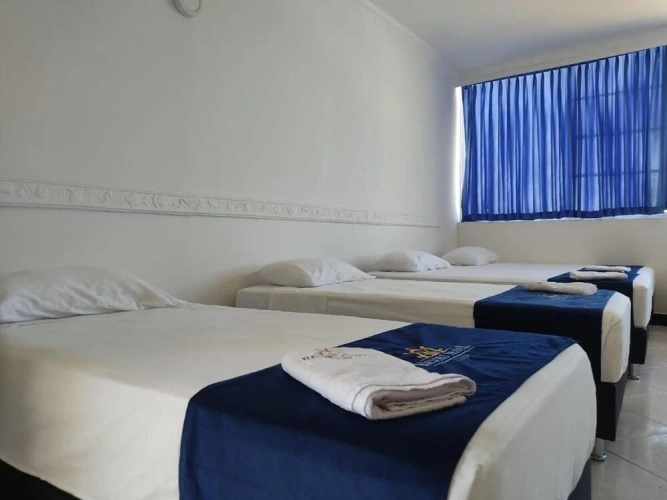 Standard Triple room