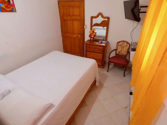 1 Bedroom Comfort Single room