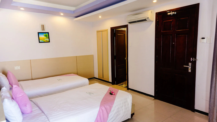 Le Duong Hotel