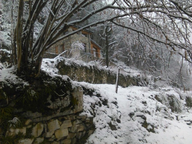 2 Bedrooms Chalet