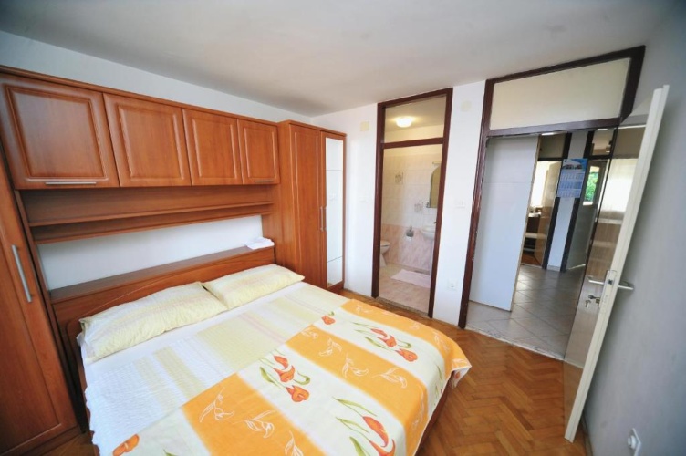 Standard Triple room with sea view