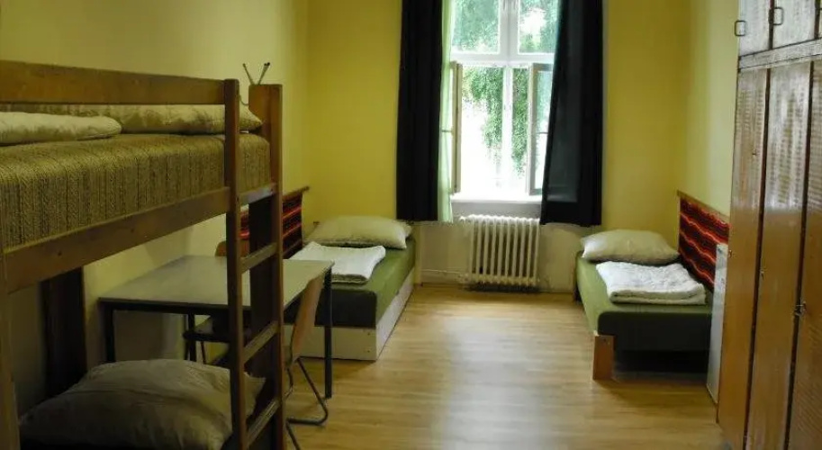 Mogyorodi Hostel