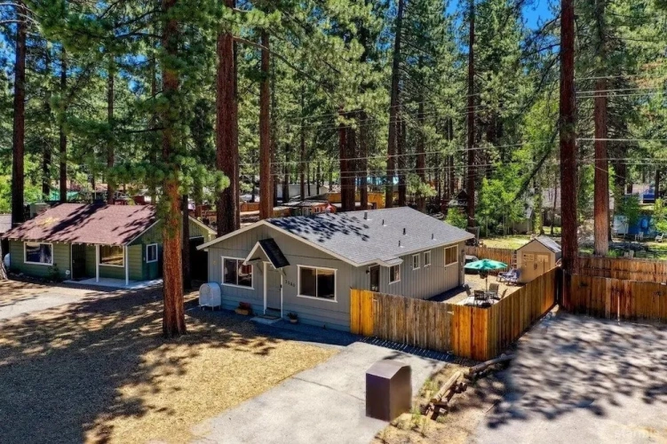 3 Bedrooms Cottage