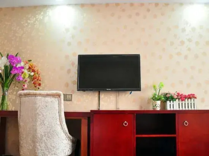 Huifeng Hotel
