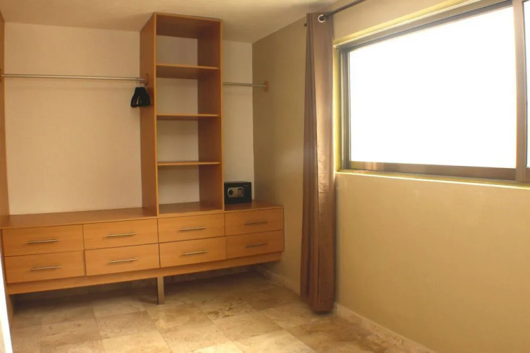 Ocean Plaza Condos by Rentals Your Way