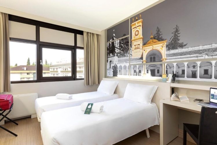 Twin room