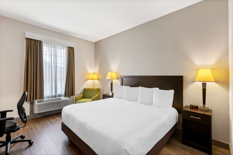 Quadruple Suite