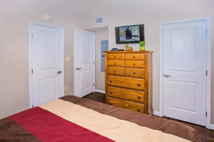 Cedar Lodge 105