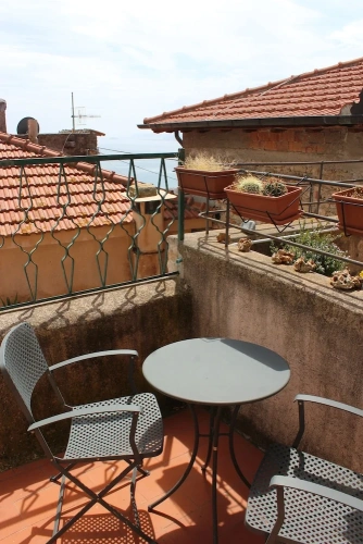 Classic Double room with balcony and with partial ocean view