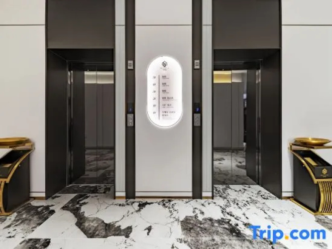 Hotel Michael Gao