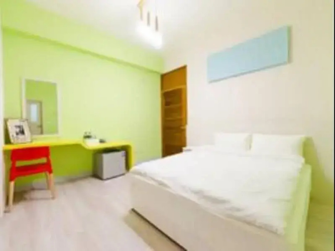 La Dahai Bed and Breakfast