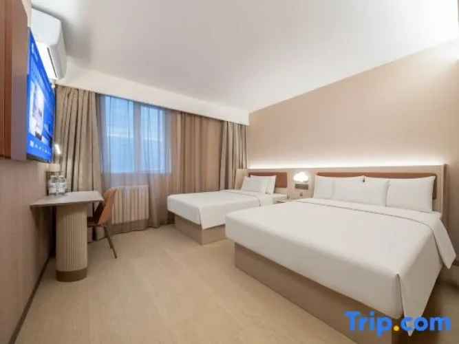 Standard Twin Family room