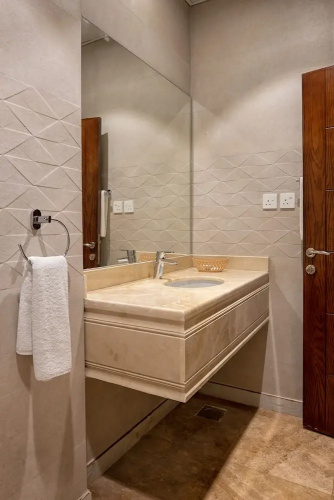 Karim Hotel