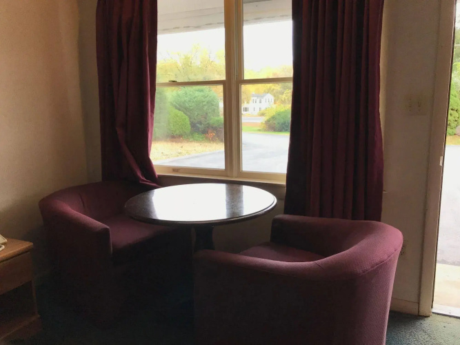 Economy Lodge