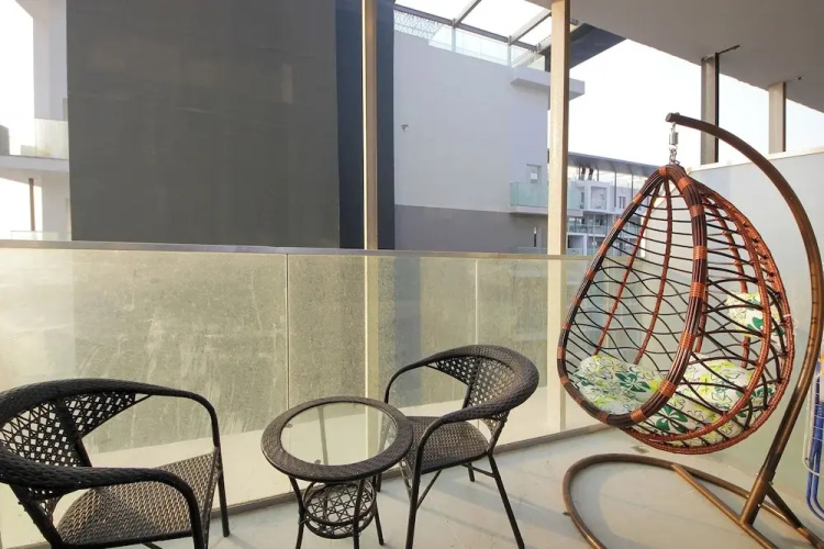 Silk Valley-Cozy Studio near Masdar Park