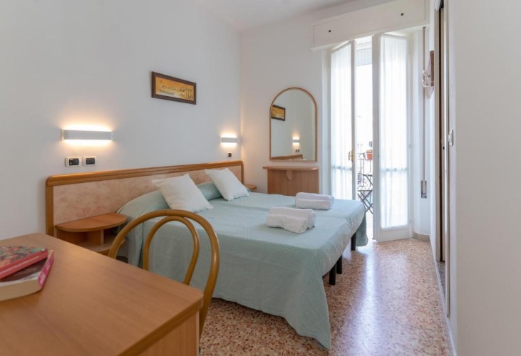 Deluxe Double room with balcony and with sea view
