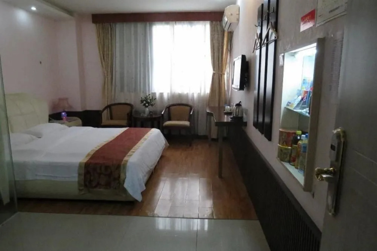 Deshidun Hotel