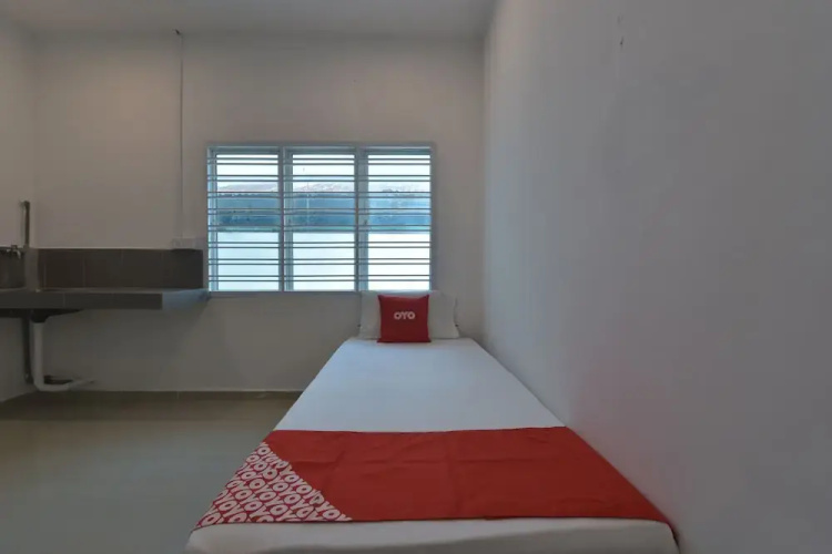 OYO 90889 Narasindo Cottage