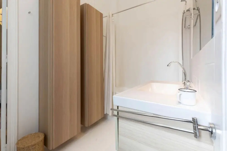 Chic Grenelle 3 Bedroom Apartment in Paris