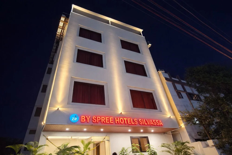 Zip By Spree Hotels Silvassa Indore - Indore