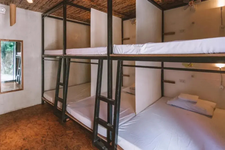 Mad Monkey Hostel Siargao - Adults Only
