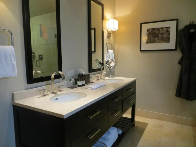 Fallon Hotel