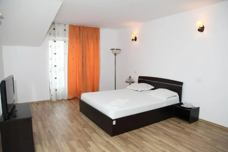 Hotel Rodiv