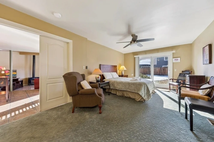 Guest rooms